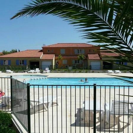 With 3 Bedrooms In Le Barcares, With Pool Access, Furnished Apartment