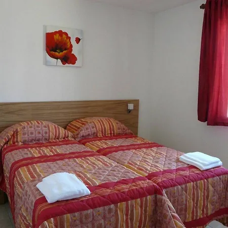 With 3 Bedrooms In Le Barcares, With Pool Access, Furnished Apartment